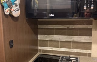 Unlimited Miles! Sleeps 12 - Bunk House  -5 TVs!