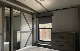 2022 Wildwood Heritage Glen 369BL