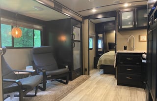 2019 Grand Design Imagine 2400BH