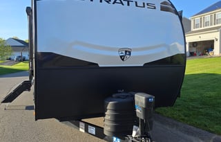 Tate and Allison's Venture Stratus 302VBH