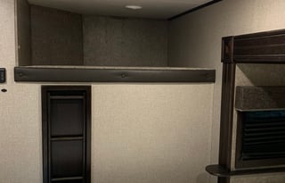 The Eagle Retreat – Luxury Jayco Eagle King Suite