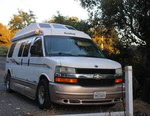 Roadtrek Roadtrek 190-Versatile