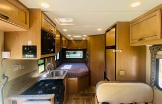 2019 Four Winds 23U with Solar Power