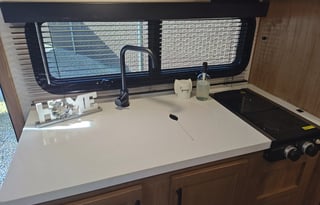 2023 Cherokee Wolf Pup 16BHSBL Black Label