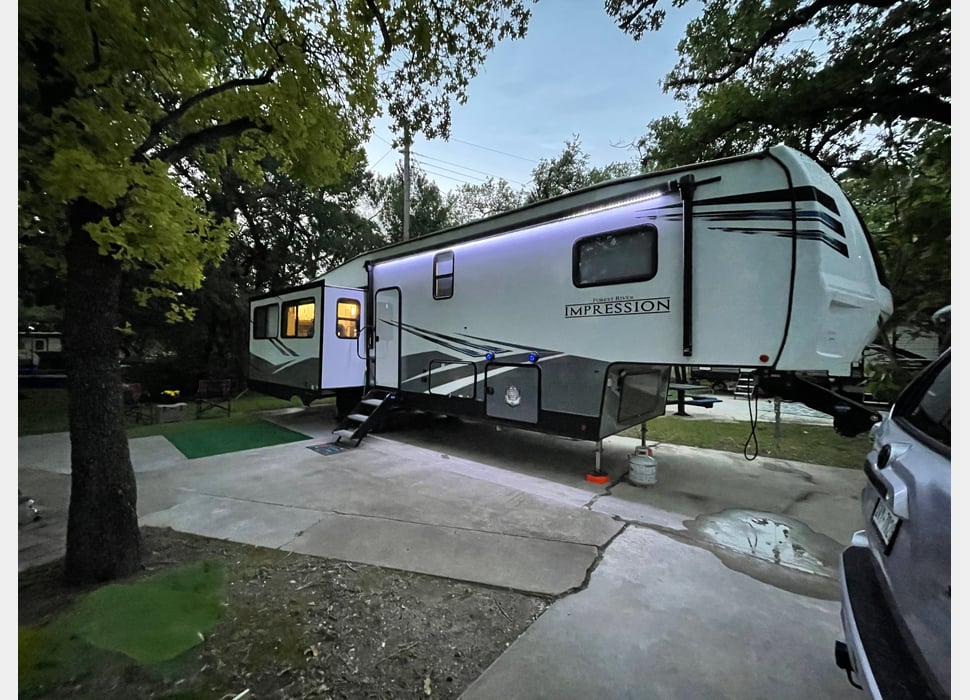 Fifth Wheel rentals in Kingsland