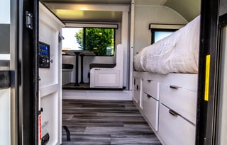 2023 Trailer Under 5000lbs (Sleeps 6 & Delivery)