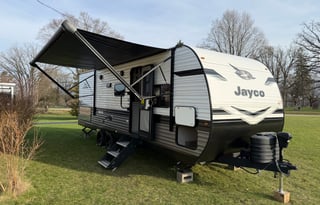 2024 Jayco Jay Flight SLX: Sleeps 10 + FREE Setup