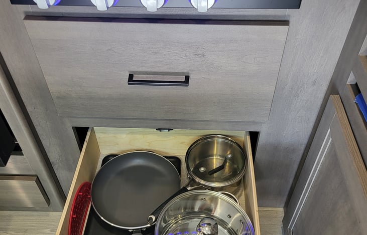 Included pots and pans