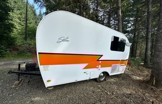 Melissa’s Shasta Airflyte 12ft Retro Can Ham