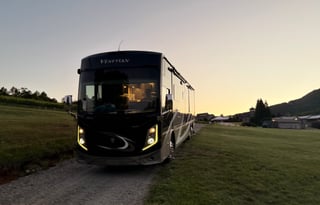 Thor Venetian Bunkhouse | Family Friendly RV