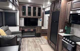 2021 KZ Durango Half-Ton D286BHD