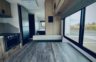 SUPER CLEAN 2025 FORESTER LE 24' (PET FRIENDLY)