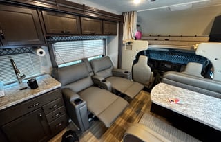 The Southern Traveler, sleeps 6, adventure ready!