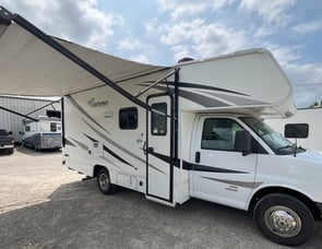 Coachmen RV Freelander 22XG Chevy 4500