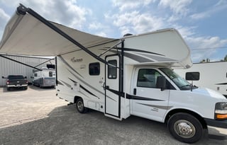 2020 Coachmen Freelander 22XG