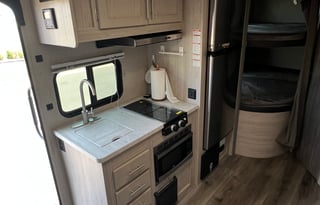 Adventure-ready RV with bunks, queen & pets!