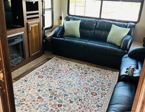 Keystone RV Montana High Country 375FL