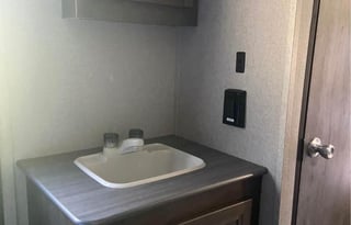 2019 Dutchmen RV Coleman Light 2435RK