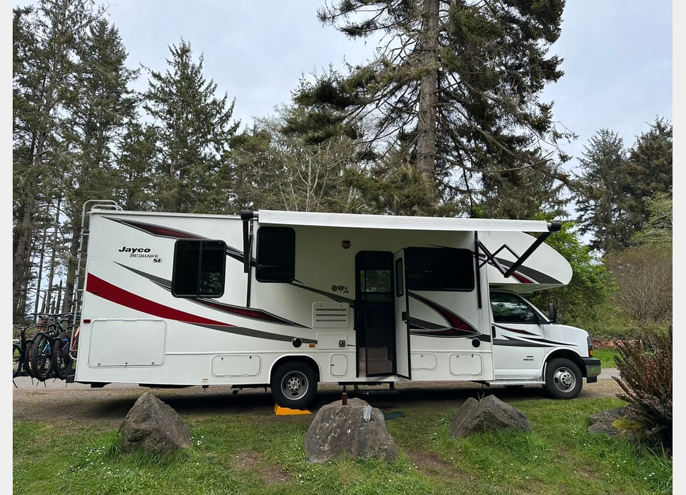 Class C Motor Home rentals in Snohomish