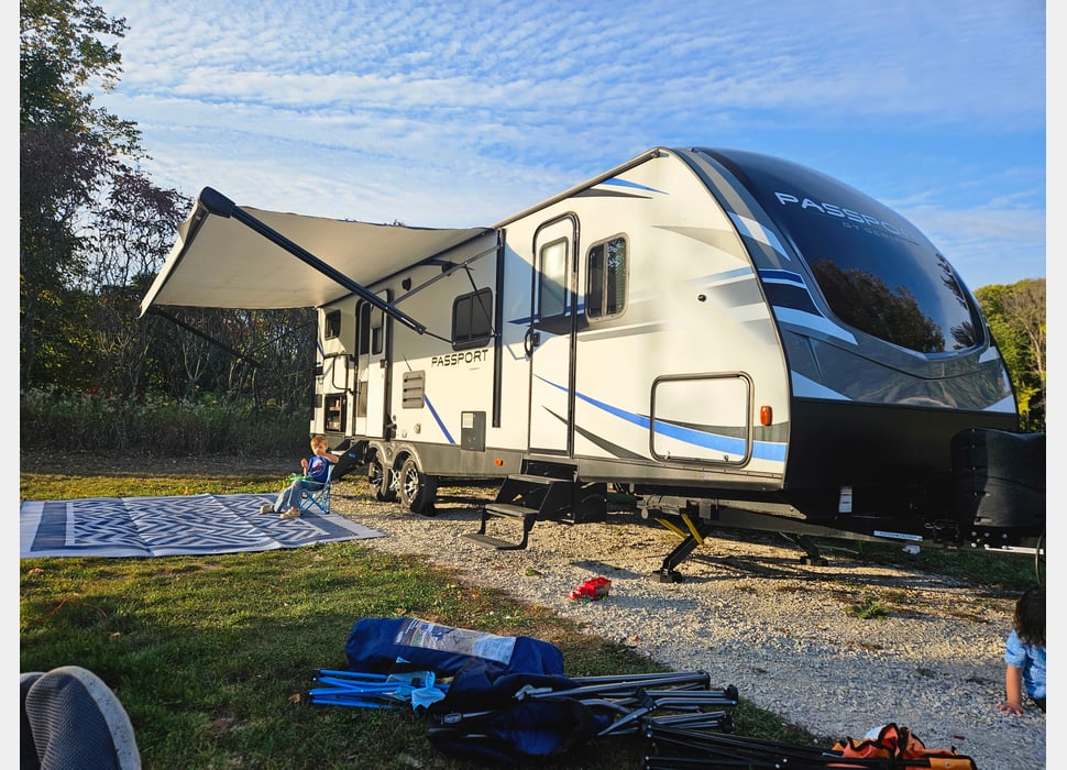Travel Trailer rentals in Naperville