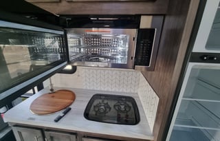 New 2025 Qwest on Mercedes Benz, 25 feet