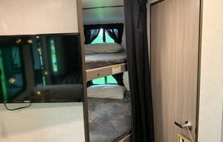 2021 CrossRoads RV Sunset Trail SS186BH