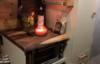 sunni the van -pet friendly | hot water | spacious