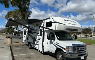 2023 Solar Dream Cruiser with 2 slides and 4 beds