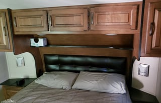 2017 Grand Design Reflection 323BHS