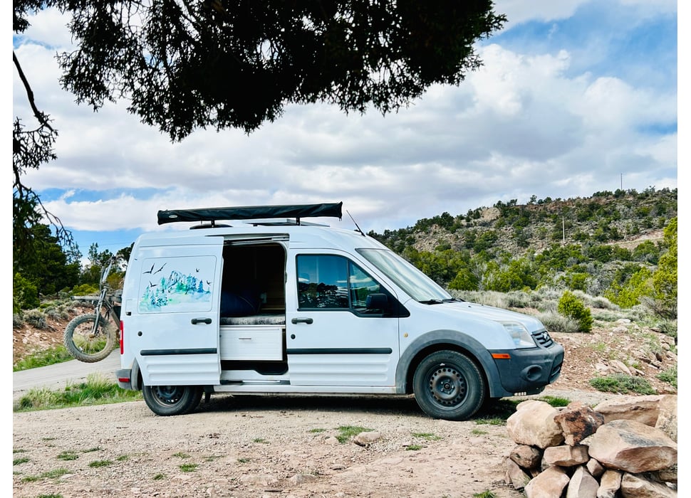 Class B Camping Van rentals in Eden