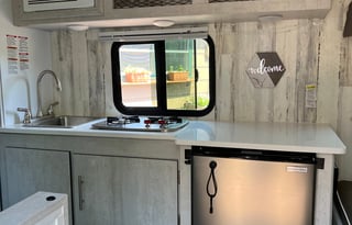 Pet friendly extremely light and cute camper