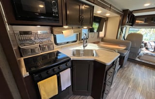 Ideal Family Getaway-Bunks (6 beds) solar, pets ok