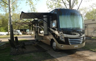 Spacious 3-Slide Coach | Delivered & Set up