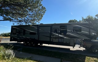 The Raptor. Outdoor Kitchen & Party Deck!