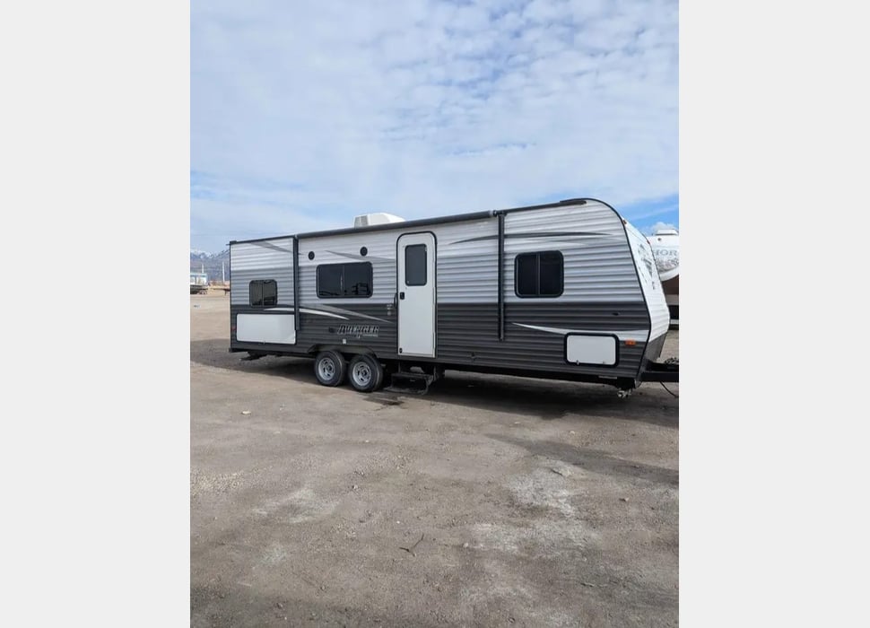 Travel Trailer rentals in Manila