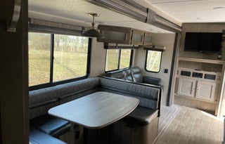 2020 Palomino Puma 32BHDB