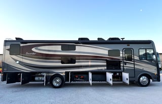 2017 Fleetwood Bounder Bunkhouse