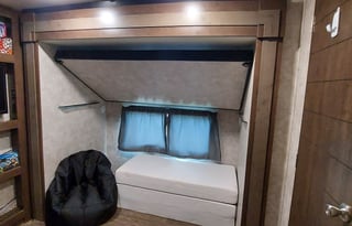 2019 Highland Ridge TWO Bath Sleeps 10