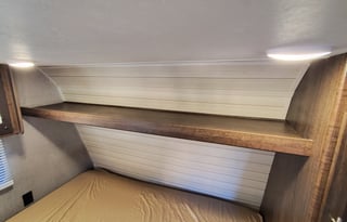 2018 CrossRoads RV Zinger Lite ZR18BH