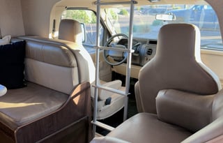 Coach 2 Coast 2020 Thor Four Winds