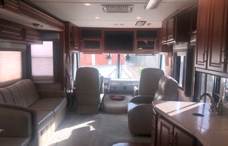 Two Pop Outs - Spacious  & Modern