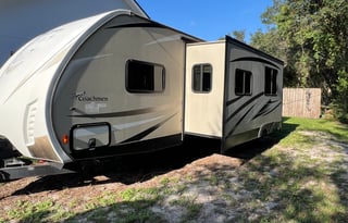 2016 Coachmen Freedom Express Bunkhouse