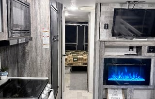 Family Toy Hauler w/ Bunks - 2021 Wildwood