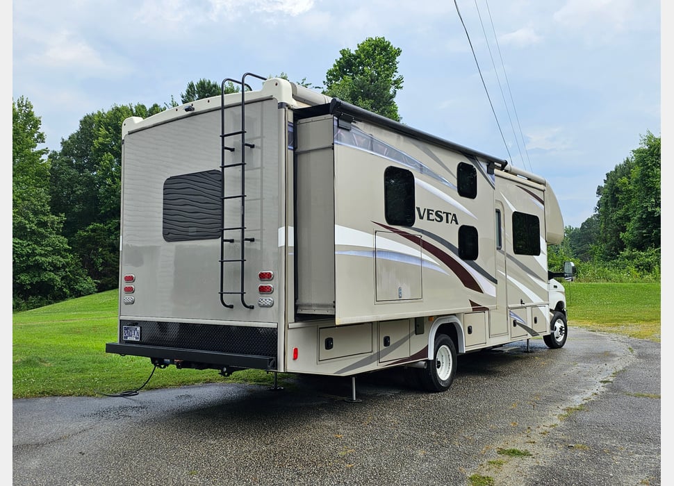 Class C Motor Home rentals in Dumas