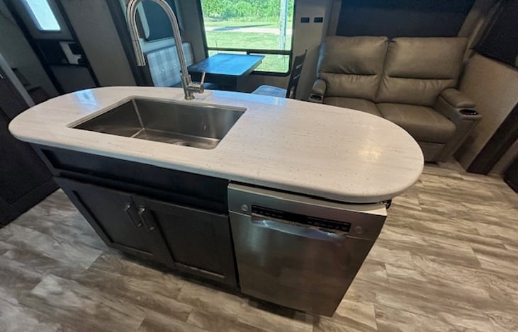 This unit has a small dishwasher installed!