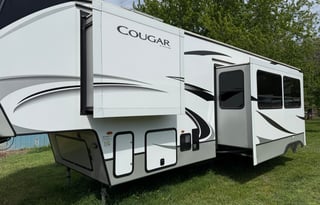 2024 Keystone RV Cougar 364BHL