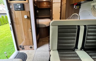 Itasca Viva 23L — European Chic on Wheels