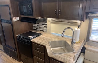 2017 Thor Motor Coach ACE 30.4