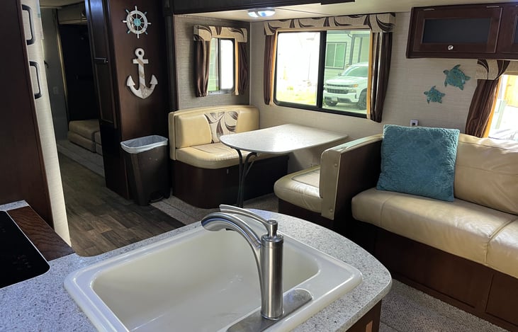 Jack knife sofa and dinette for 4