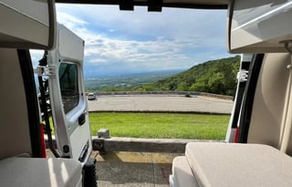 Steven’s Thor Motor Coach